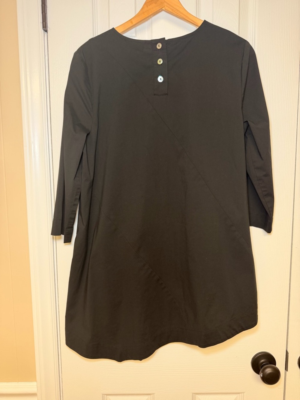 J. Jill Black Asymmetrical Hem Tunic Top Small 3/4 Sleeve Minimalist Quiet Luxe - Picture 4 of 11